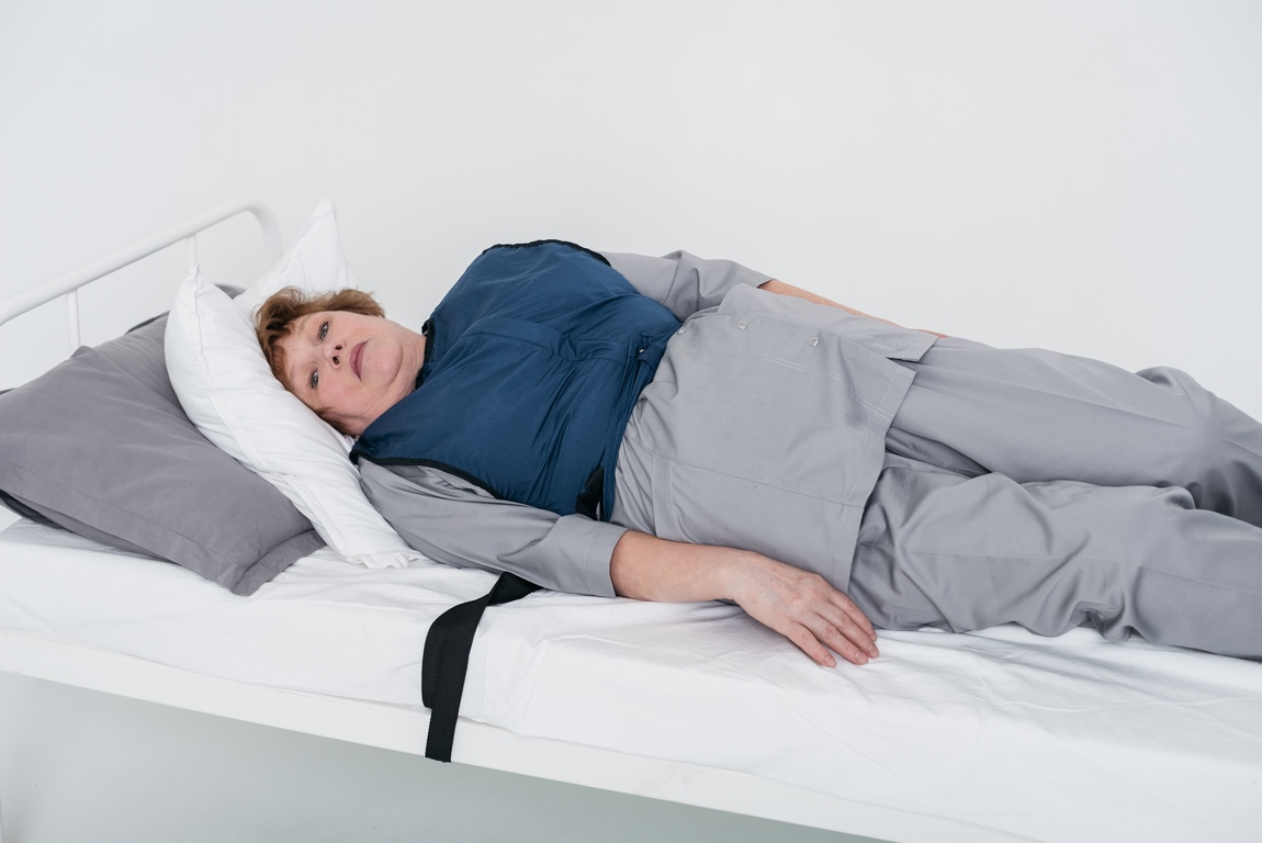 Защита от падения с кровати для лежачих больных